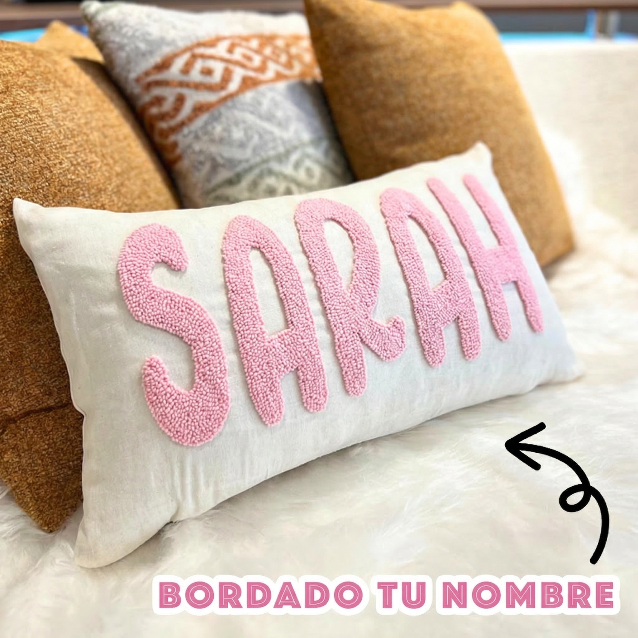 Almohada con Nombre Bordado a Mano Terminada Cojín Punch Needle para Habitación de Bebé Niña Regalo para Recién Nacida