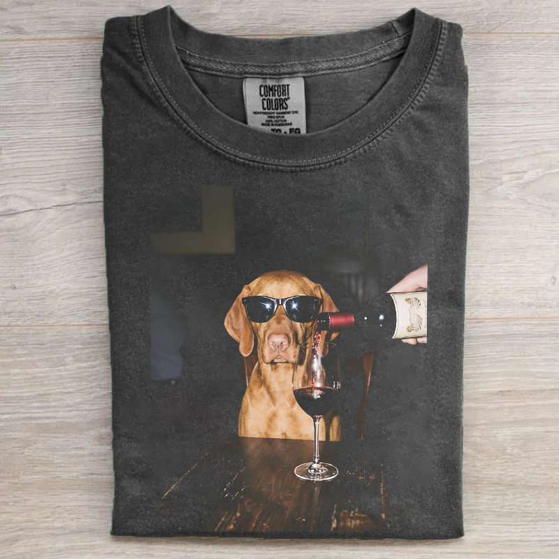 Funny Vizsla Drinking Wine T-shirt
