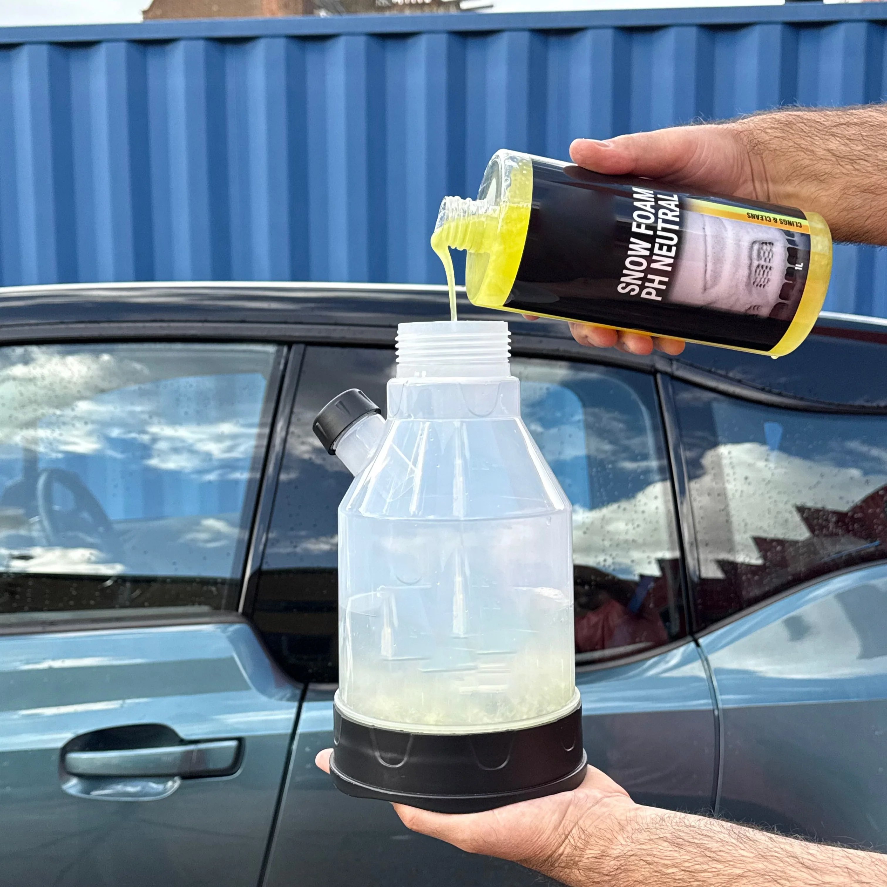 2L Pump Foam Sprayer (3 nozzles for free)