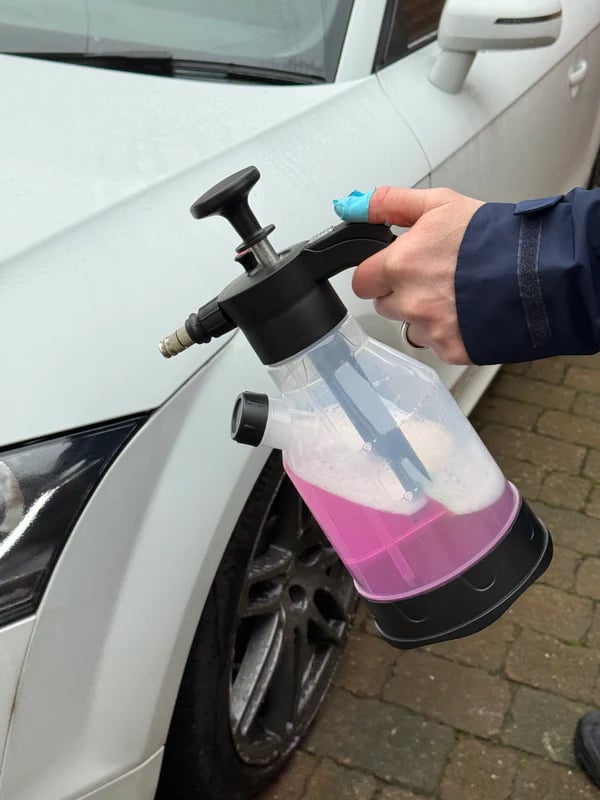 2L Pump Foam Sprayer (3 nozzles for free)