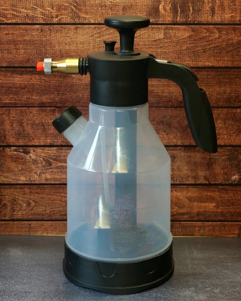 2L Pump Foam Sprayer (3 nozzles for free)