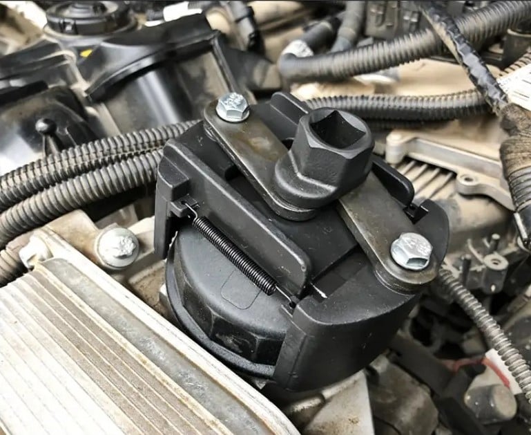 Adjustable Oil Filter Wrench – Universal 60mm-145mm Cap Tool for Spin-On Filters