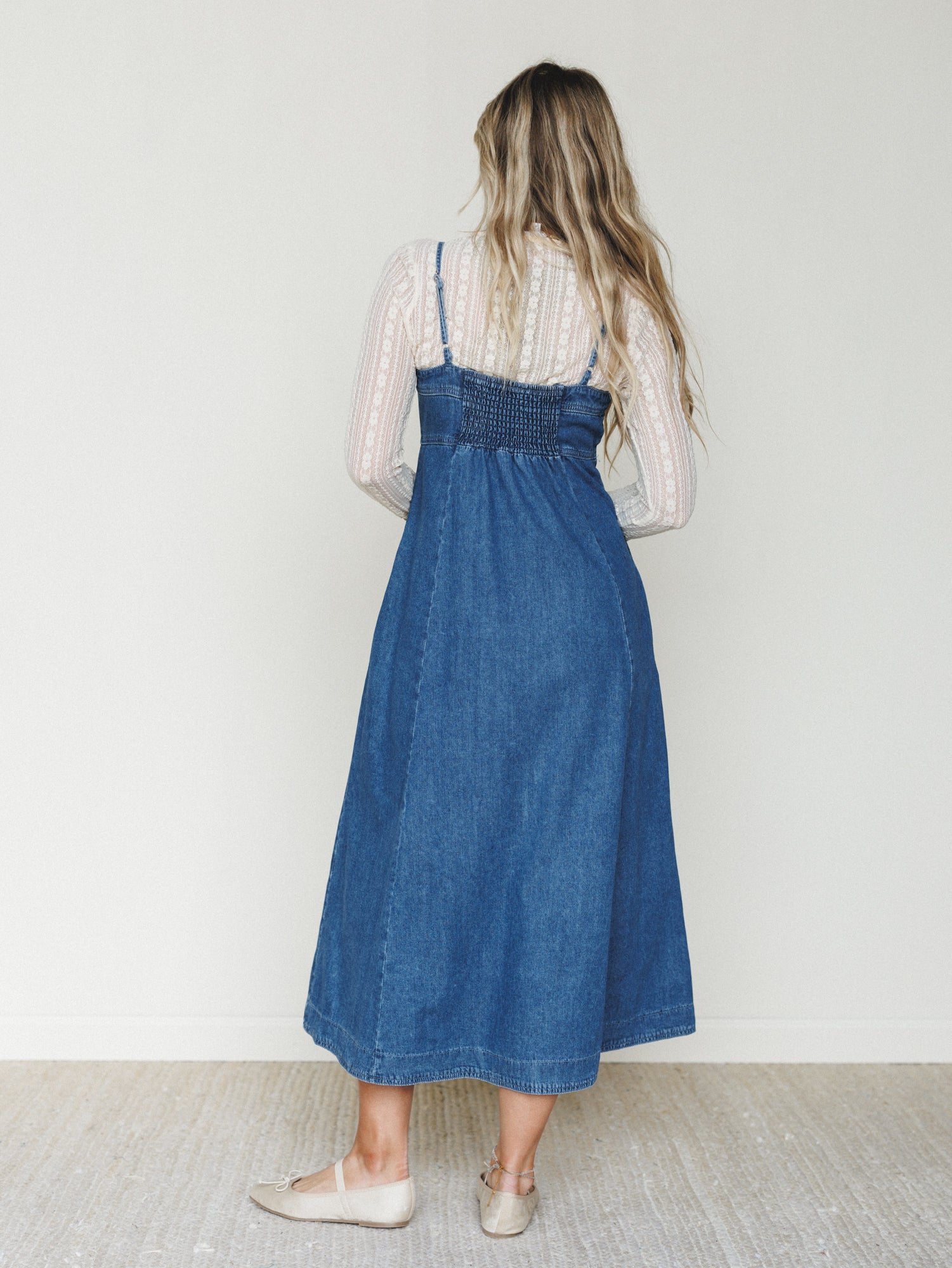 Small Town Girl Dress - Medium Wash
