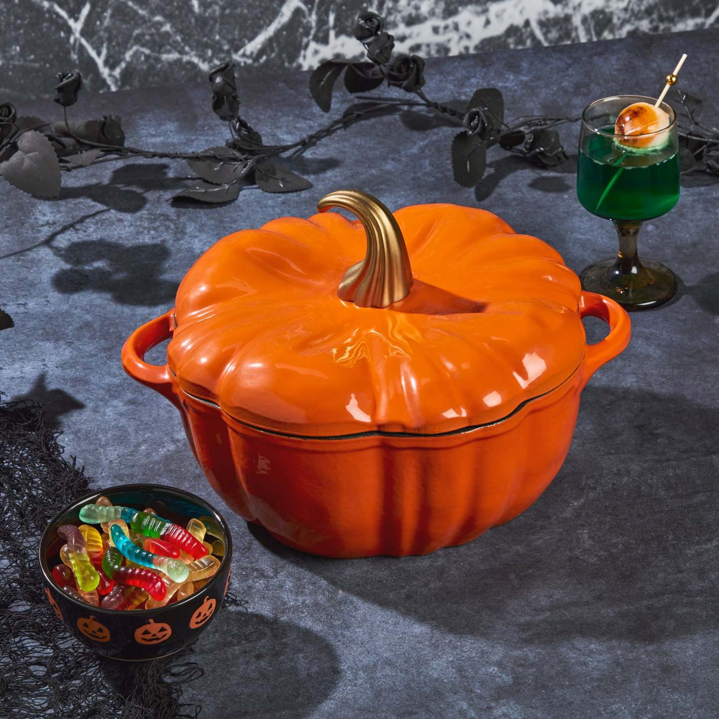 2-Quart / 4-Quart Enameled Cast Iron Pumpkin Dutch Ovens, Orange