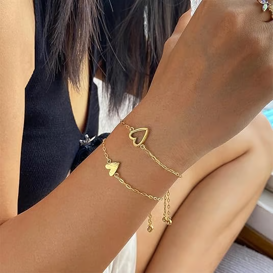 Matching Heart Bracelets for Women – Heart Charm and BFF Friendship Styles