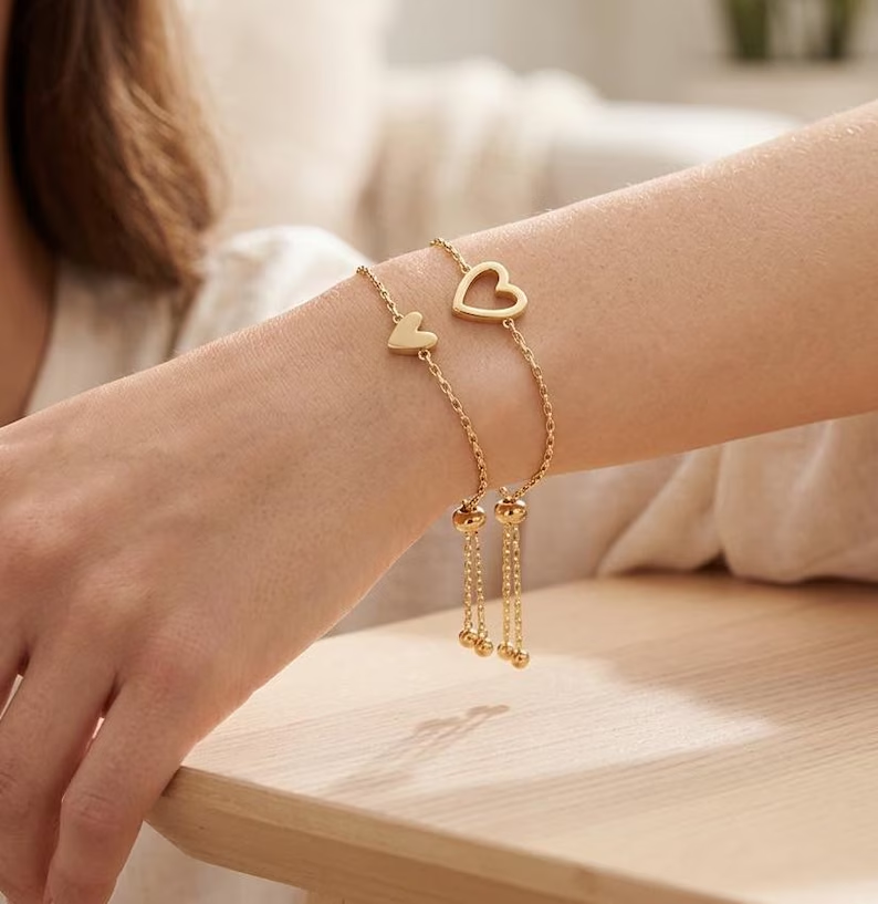 Matching Heart Bracelets for Women – Heart Charm and BFF Friendship Styles