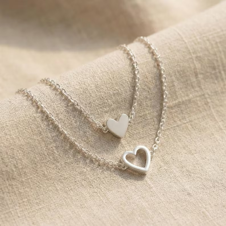 Matching Heart Bracelets for Women – Heart Charm and BFF Friendship Styles