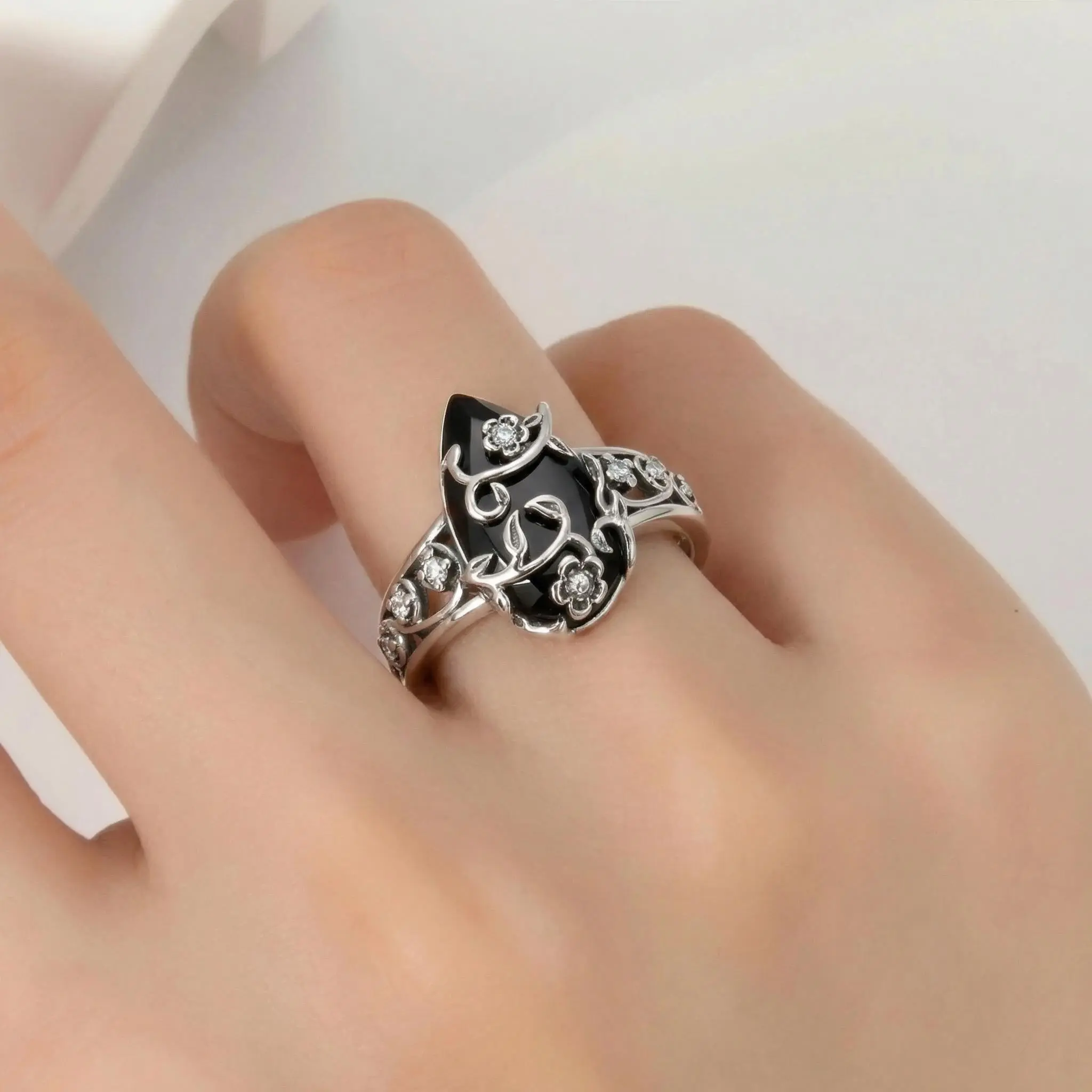 Bohemian Vintage Black Floral Vine Ring