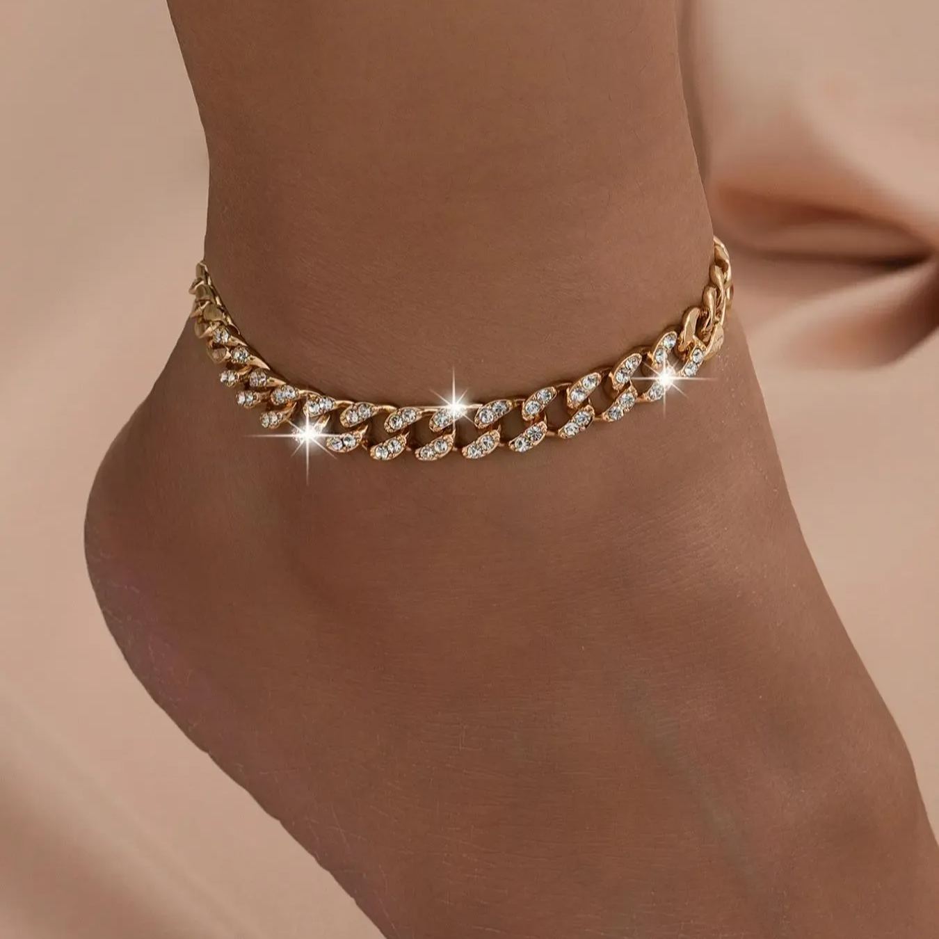 LAST DAY 49% OFF🔥 Women's Elegant Cuban Chain Design Anklet