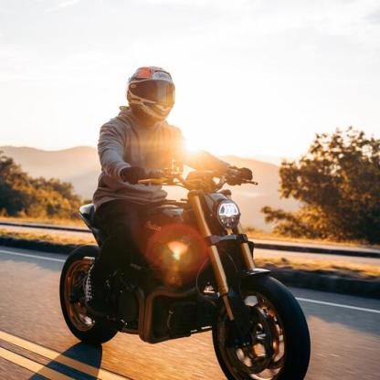 Motocyklová helma Shoei X-Fifteen Proxy s integrálním profilem