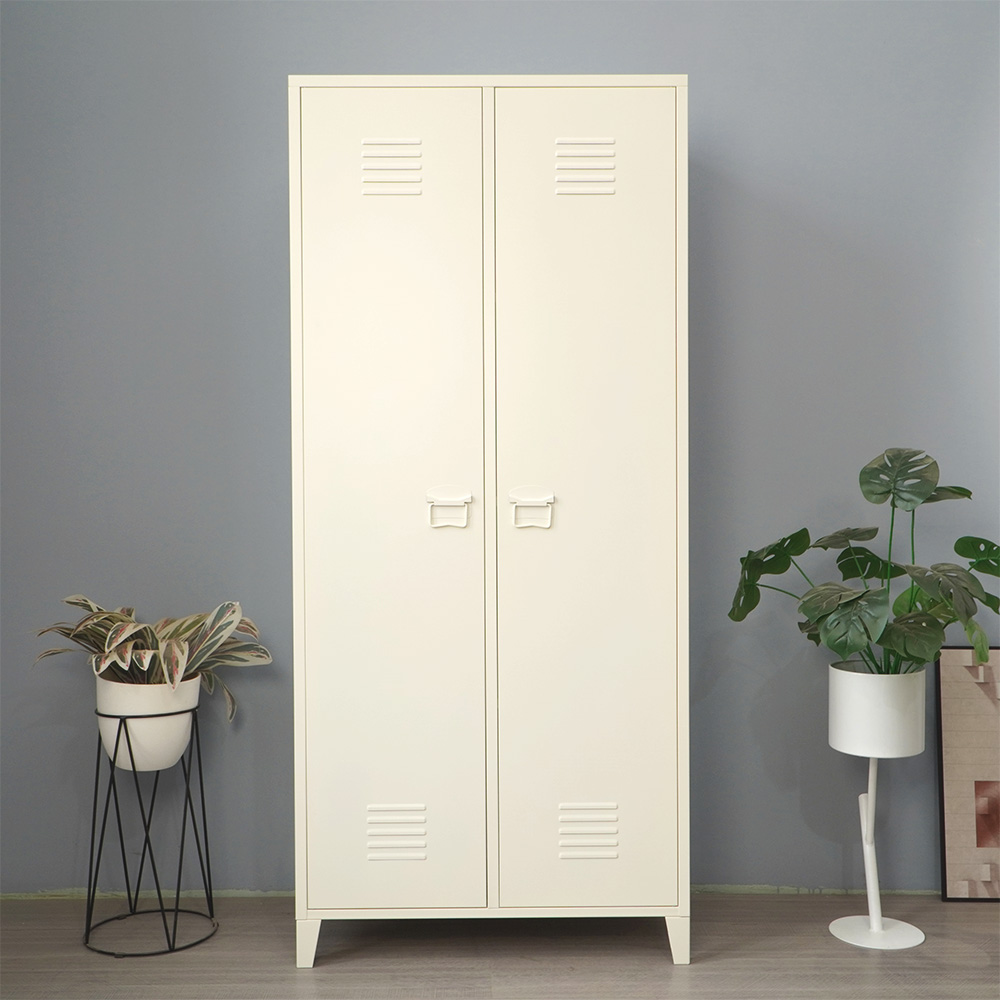 Steel storage locker