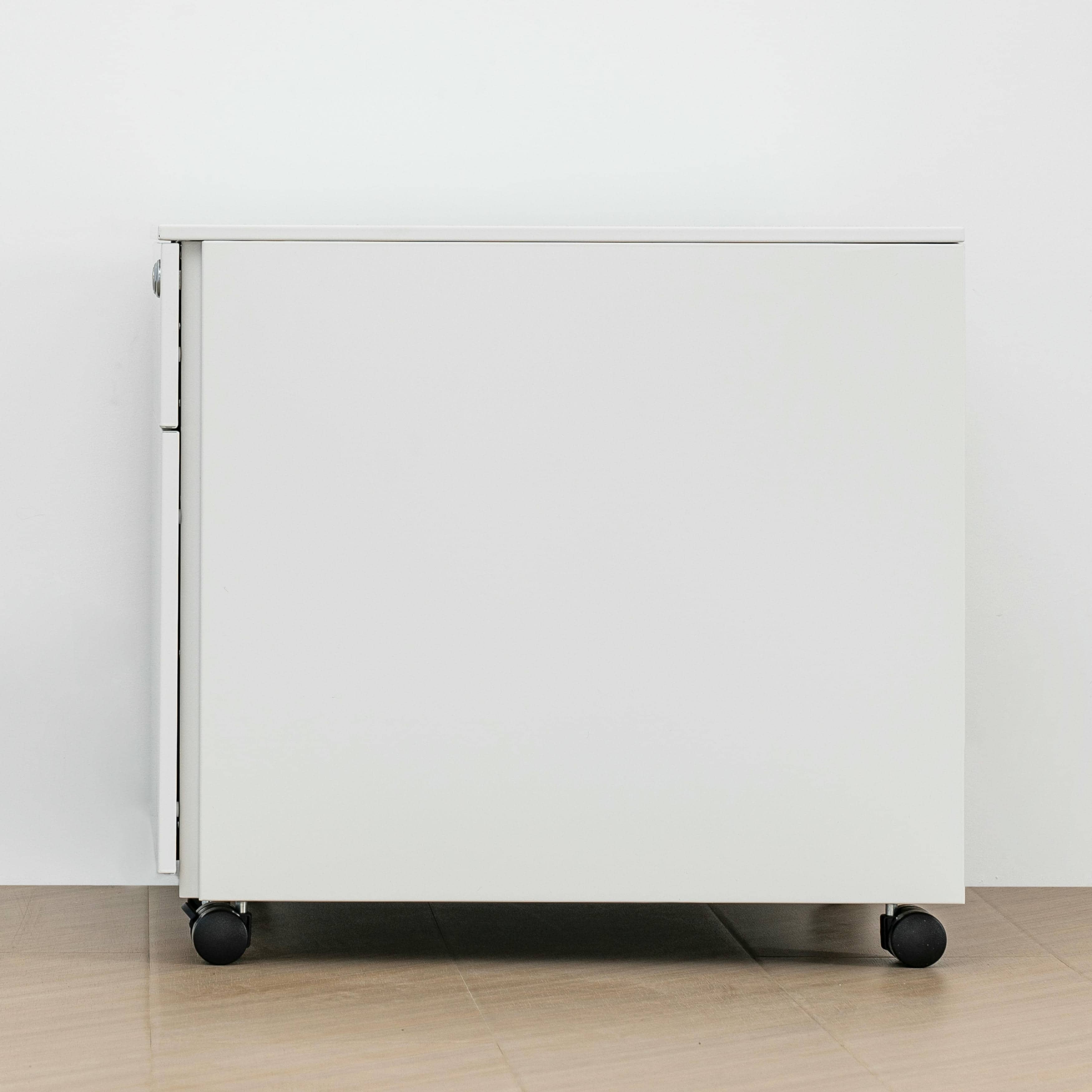 2-drawer mobile pedestal file cabinet