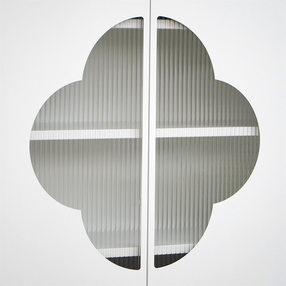 Chinese Style Clover Glass Storage Cabinet