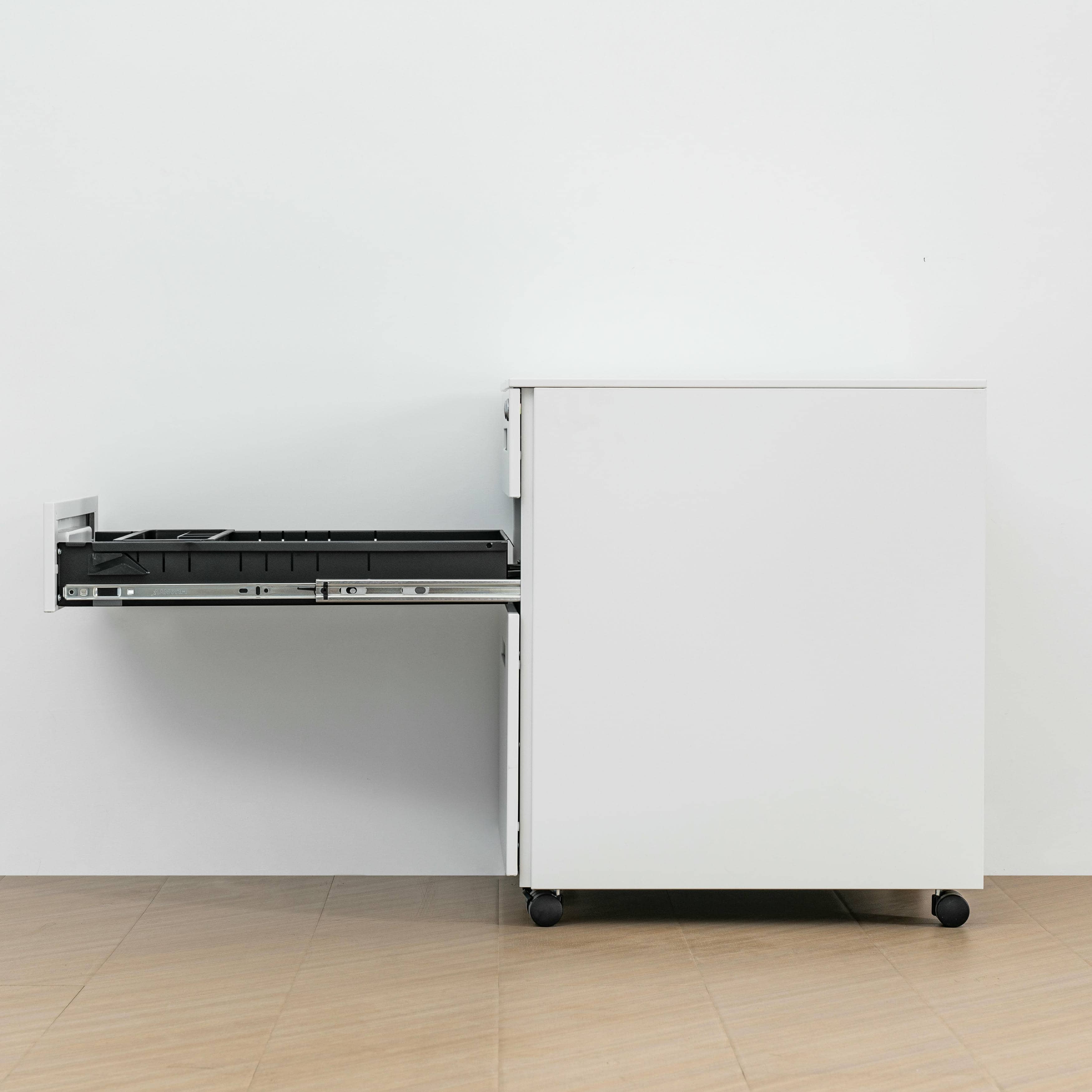 3-drawer mobile steel file cabinet