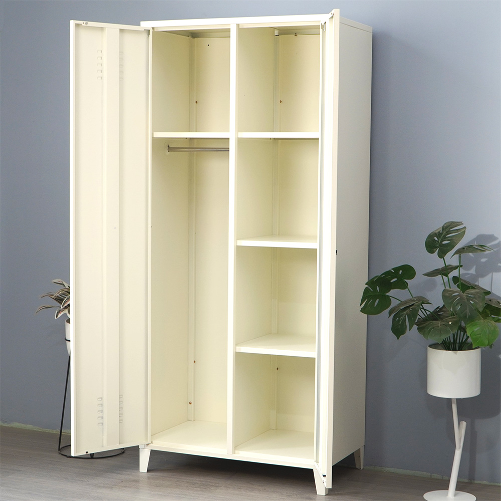 Steel storage locker