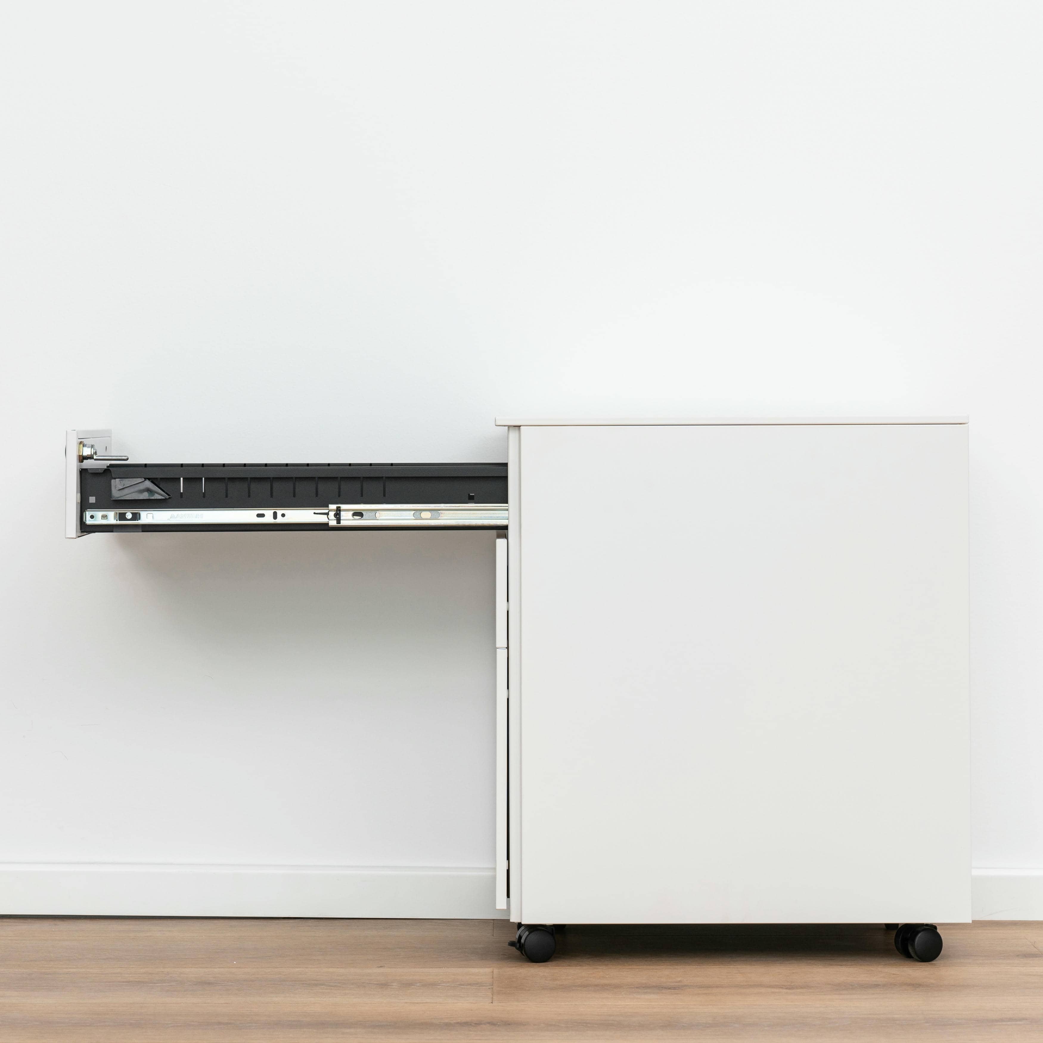 3-drawer mobile pedestal file cabinet,
