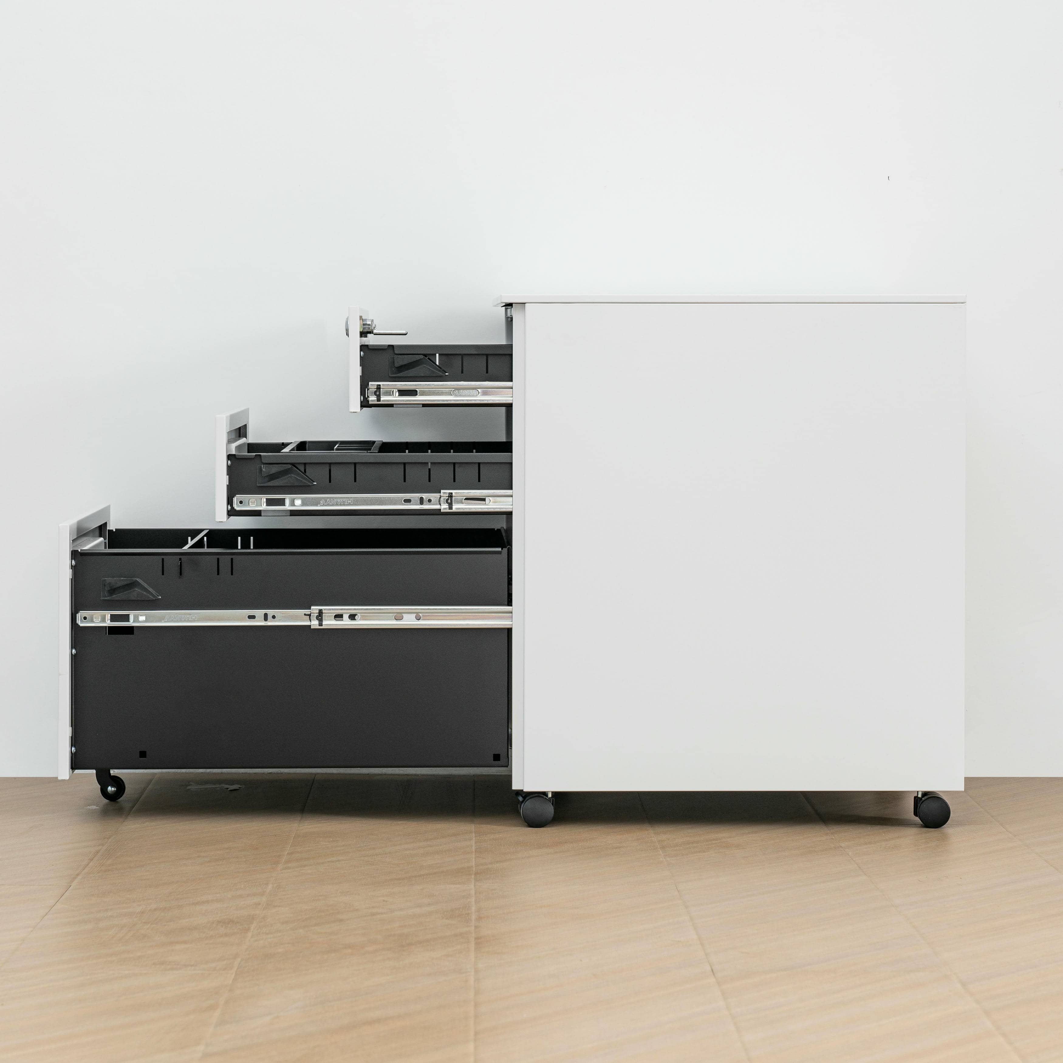 3-drawer mobile steel file cabinet