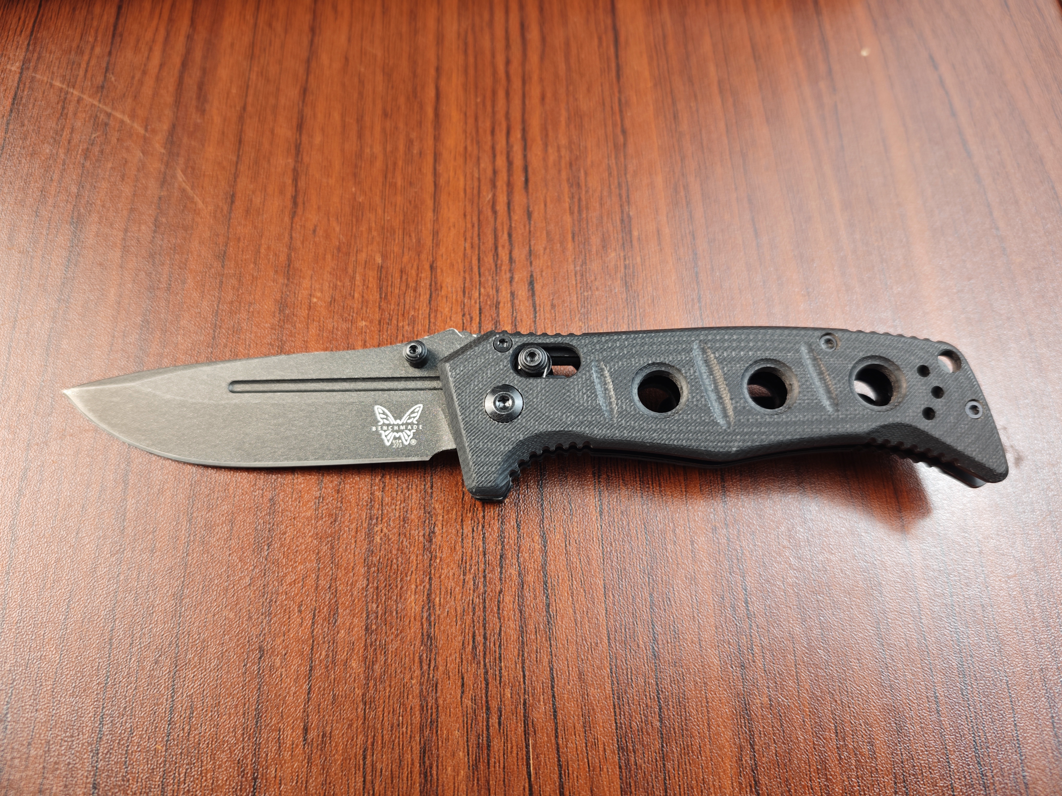  273 Auto Portable Knife