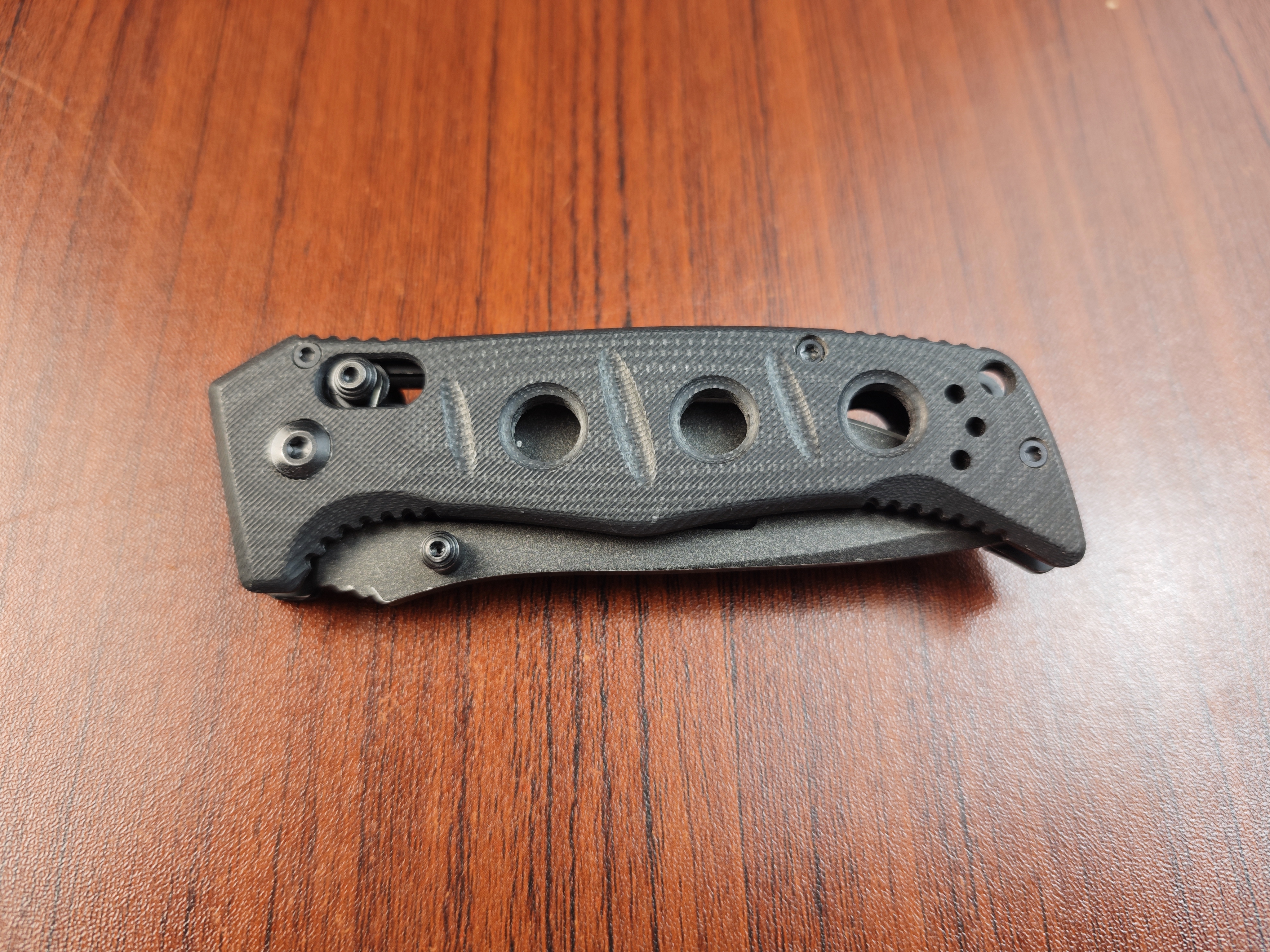  273 Auto Portable Knife