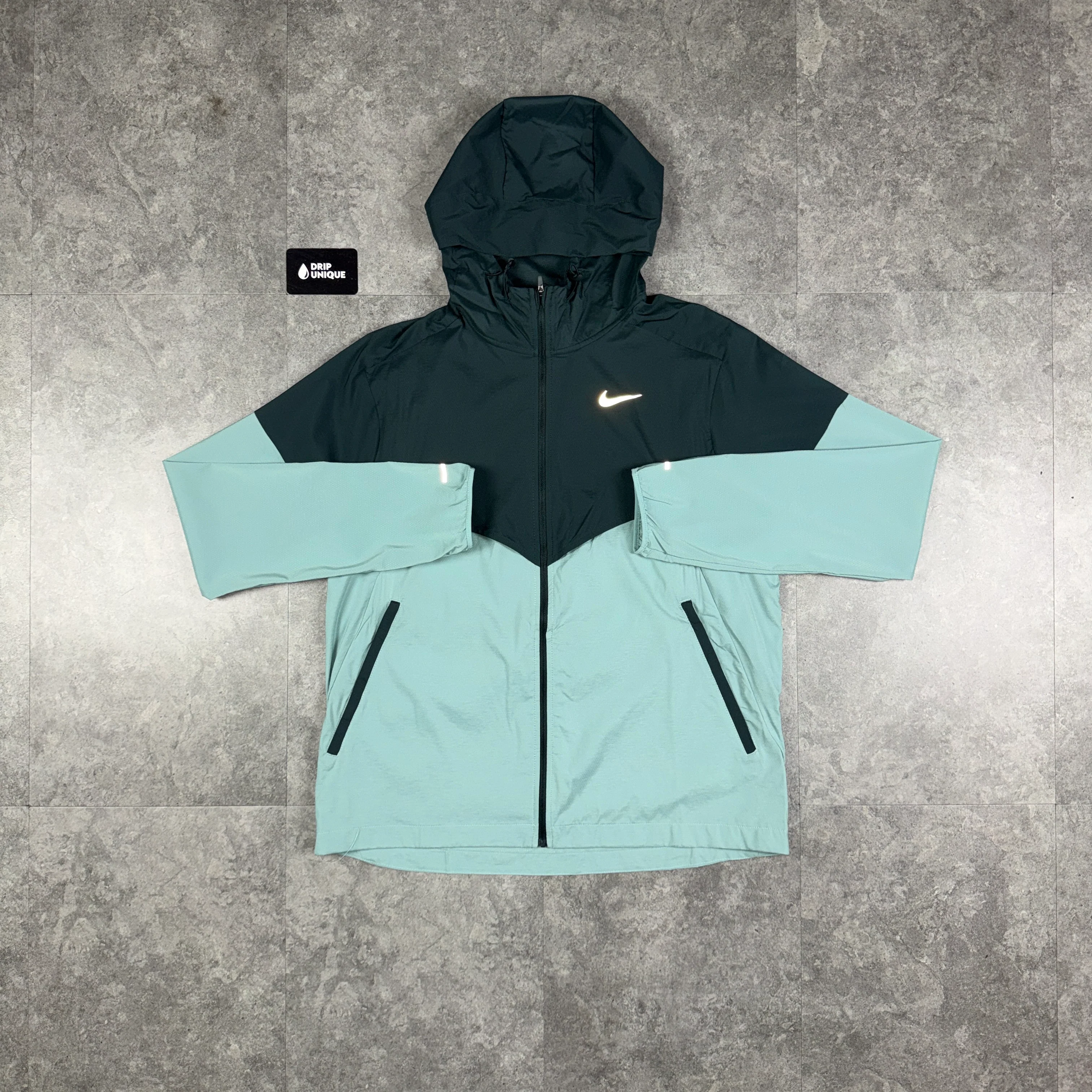 Nike UV Windrunner Jacket Forest Green