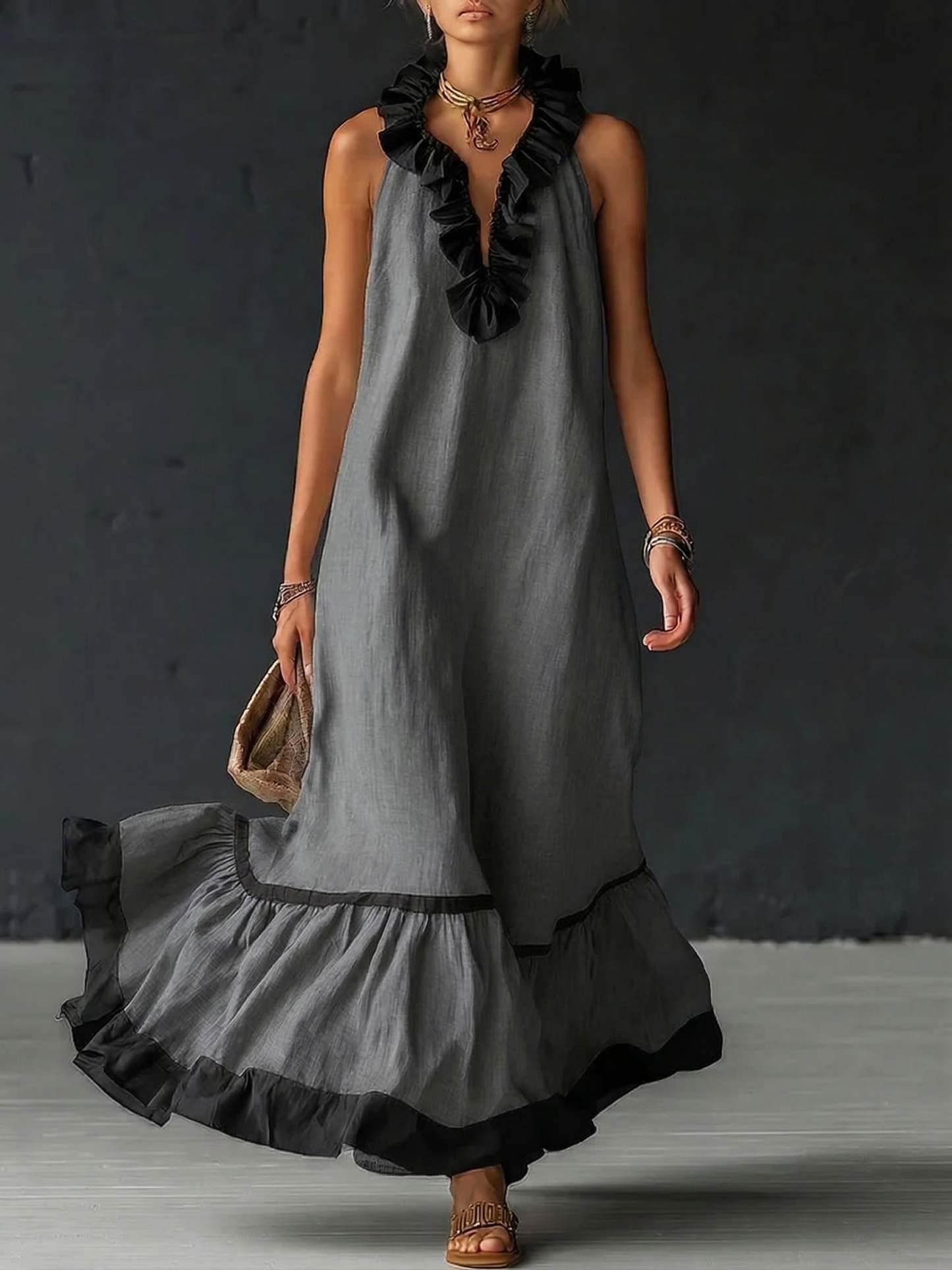 Elegant And Romantic Ruffled Color-blocked Maxi Dress