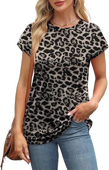 Womens Summer Tops Short Sleeve Shirts Crew Neck Tshirt Cute Trendy Tunic Blouses