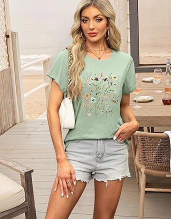 Women's Graphic Tees Casual Summer Funny Dragonfly Printed Short Sleeve Cute T Shirts Tops
