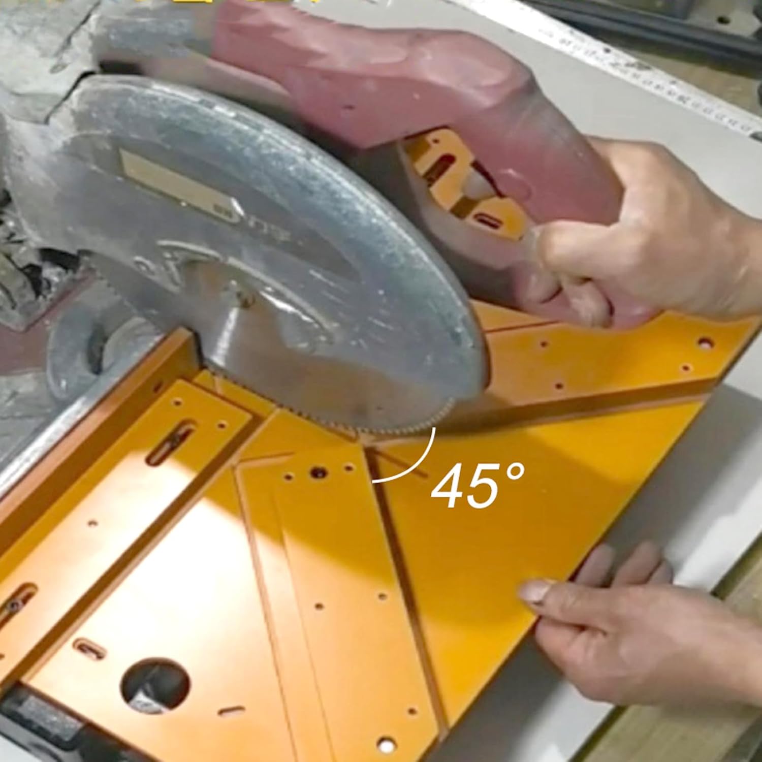 45-Degree Cutting Guide Rail