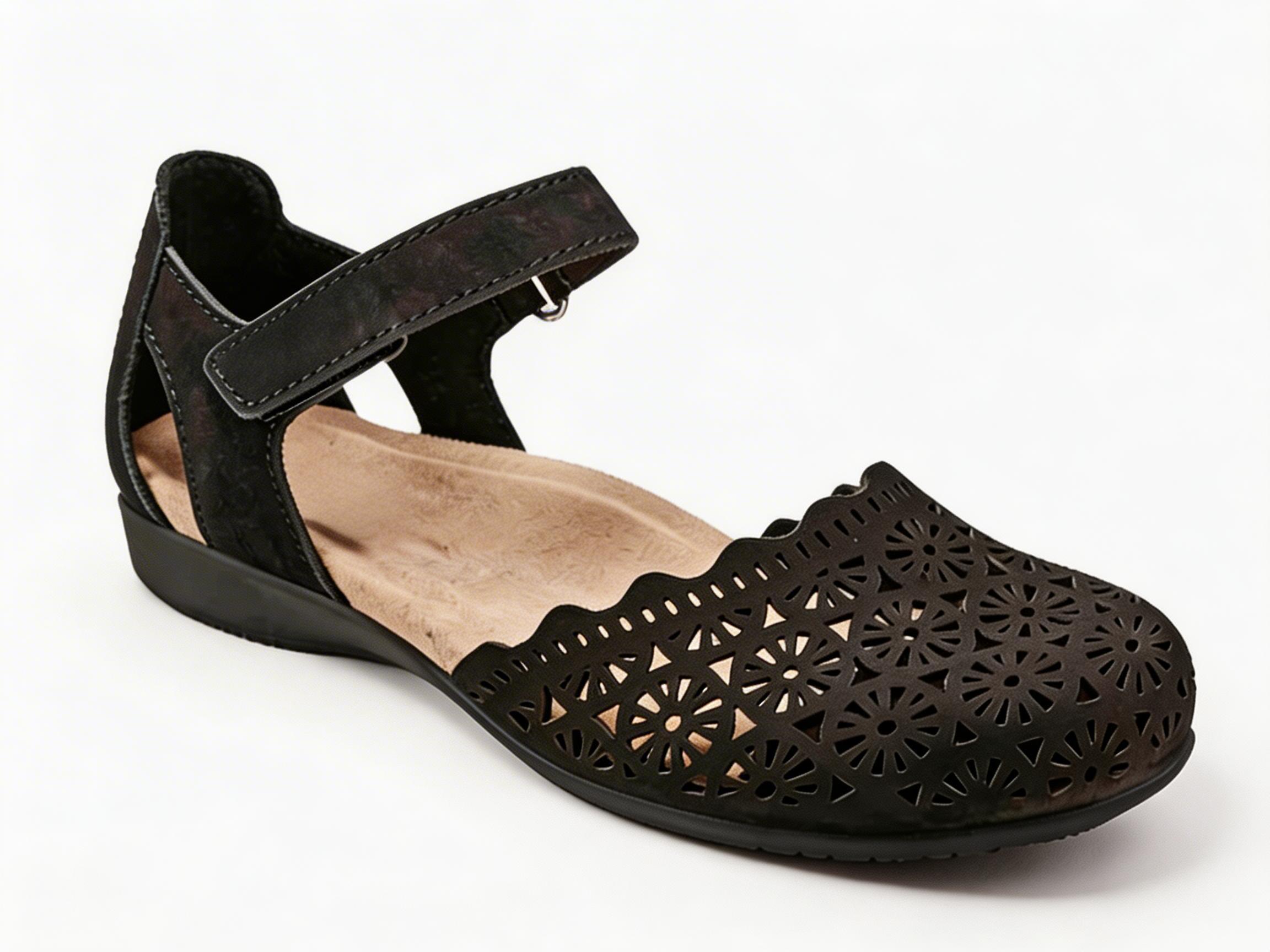 Women's Perforated Two-Piece Flat Sandals