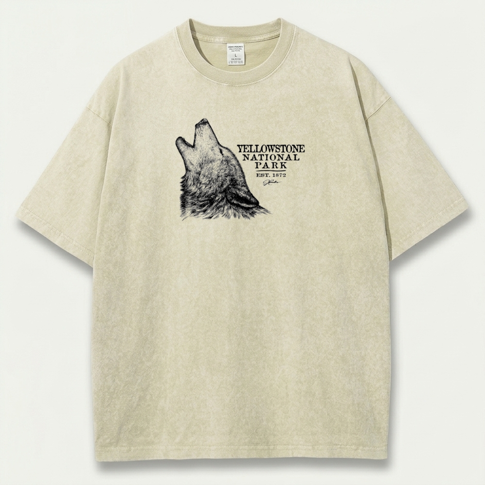 Yellowstone National Park Vintage Organic Cotton Wolf Howl Tee-HikeVista