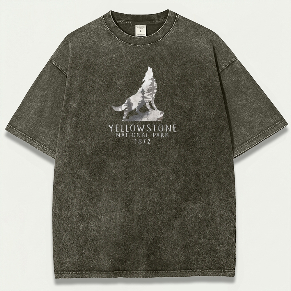 Yellowstone Wolf Howl Vintage Organic Cotton Hiking Tee-HikeVista