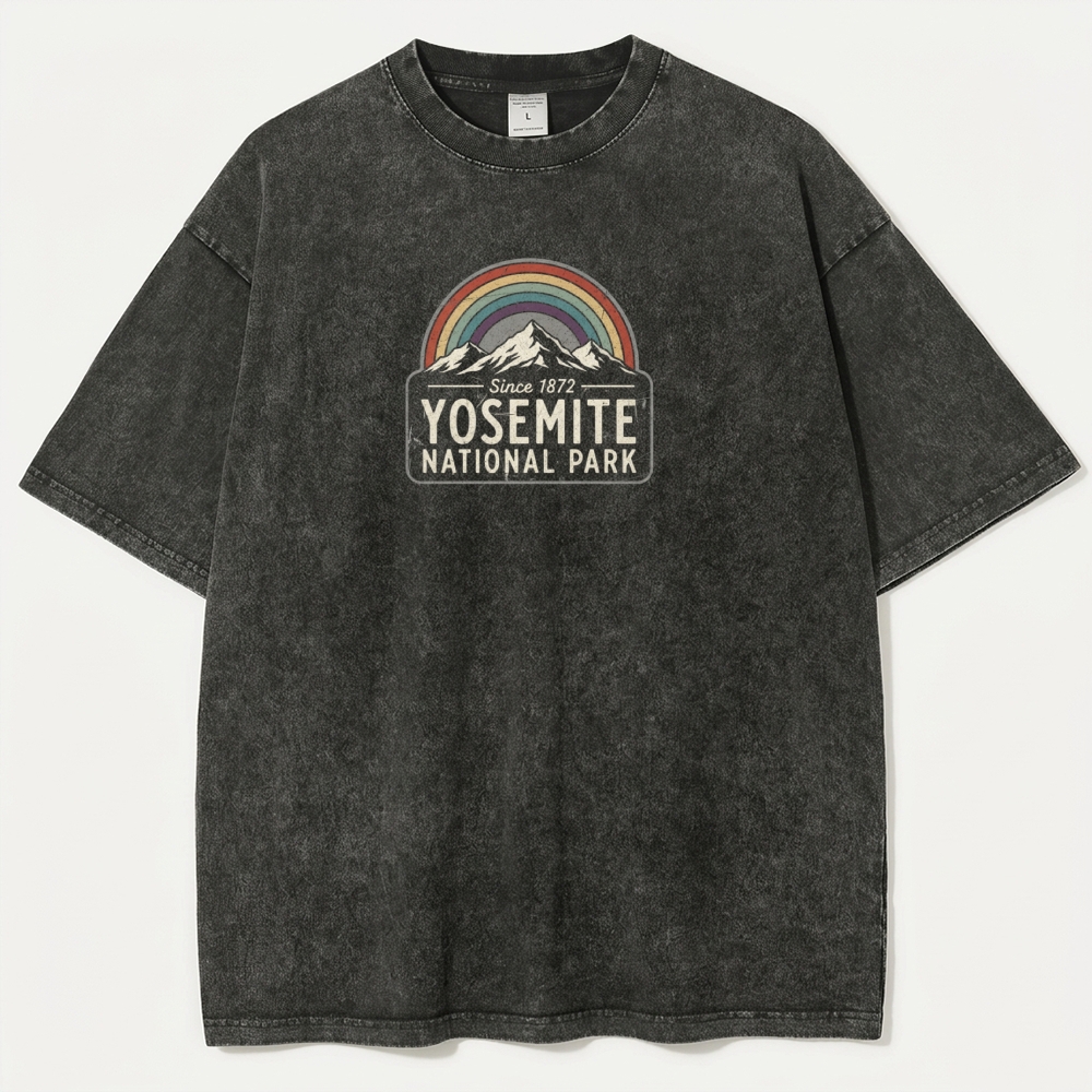 Yosemite National Park Vintage Organic Cotton Hiking Tee-HikeVista