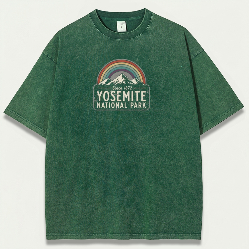 Yosemite National Park Vintage Organic Cotton Hiking Tee-HikeVista