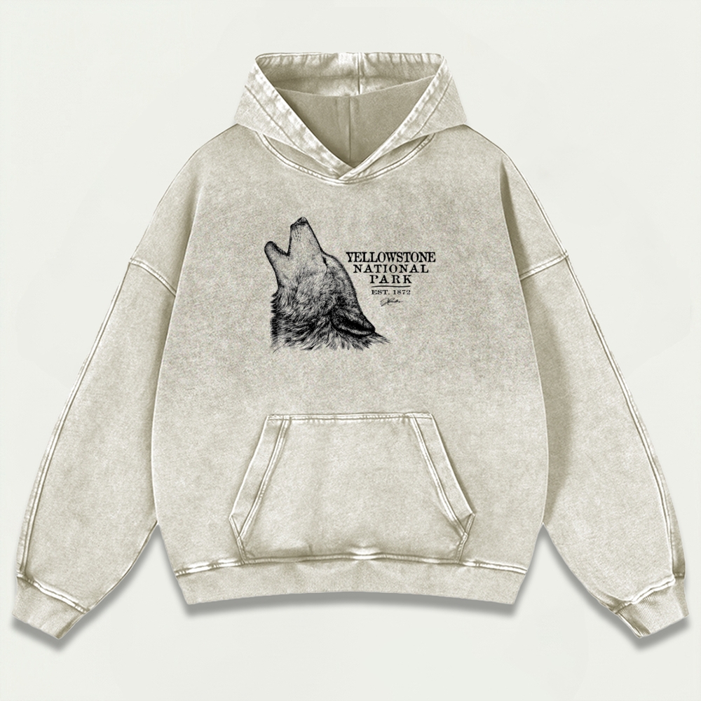 Yellowstone Wolf Howl Vintage Premium Heavyweight Trail Hoodie-HikeVista
