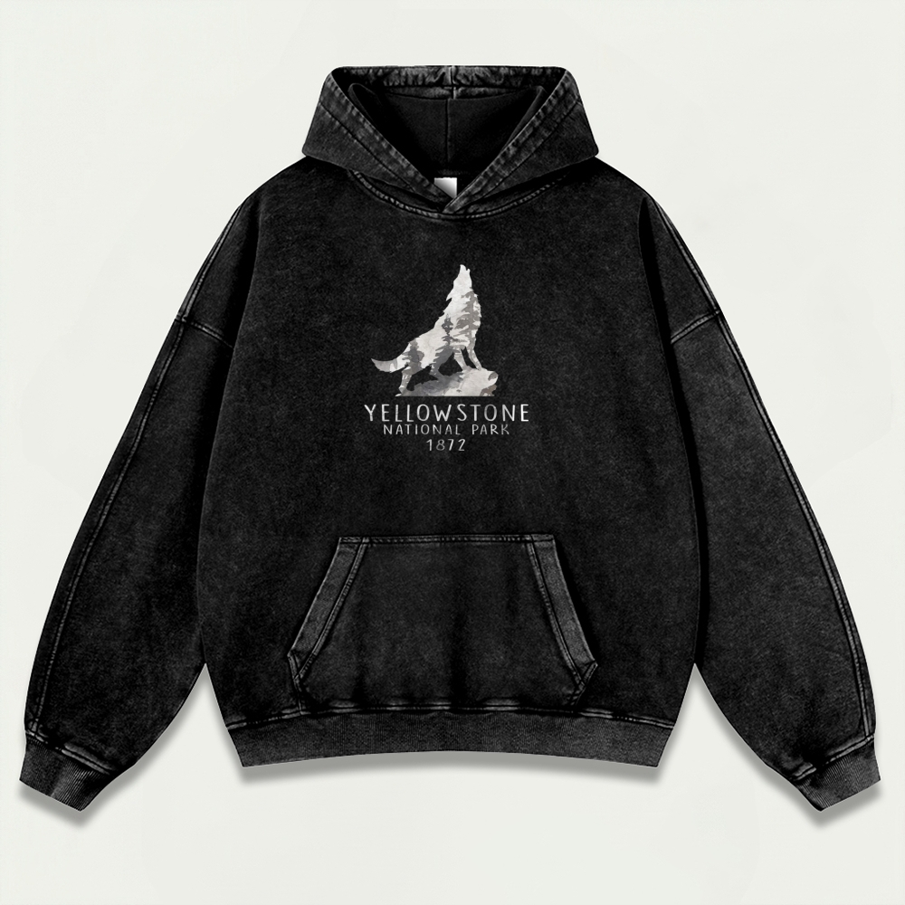 Yellowstone Wolf Howl Vintage Premium Heavyweight Trail Hoodie-HikeVista