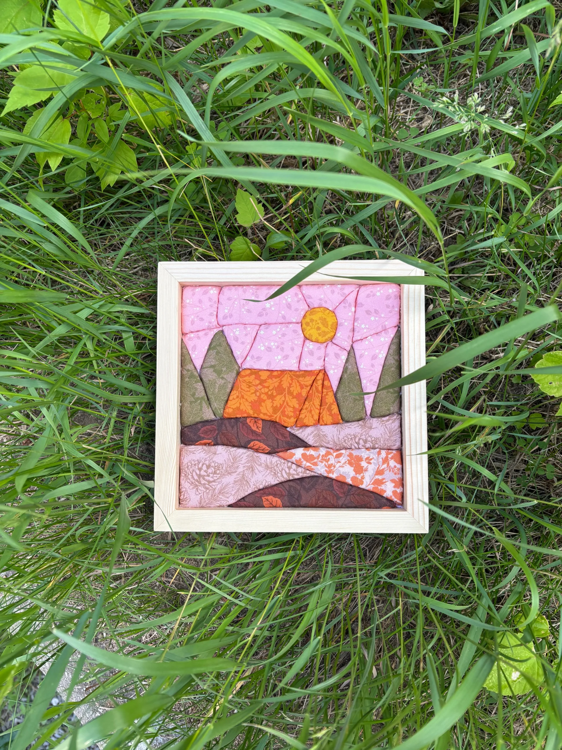 Mountain Hut Wireless Quilted Fabric Art