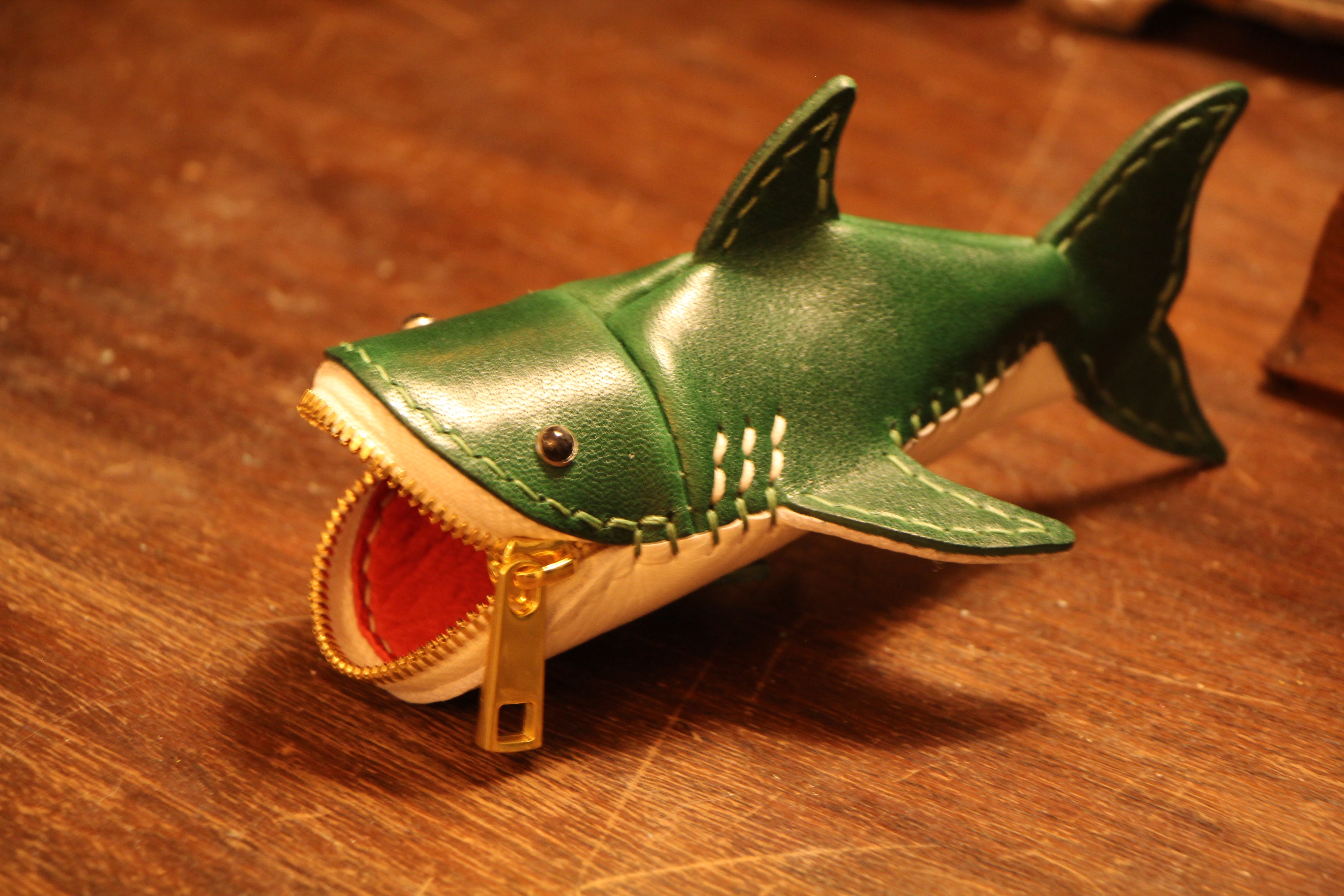 Apr 3 22:00 EDT Opens again | Handmade Leather Shark Coin Purse | Made-to-order 4-6 weeks lead time to ship from Canada