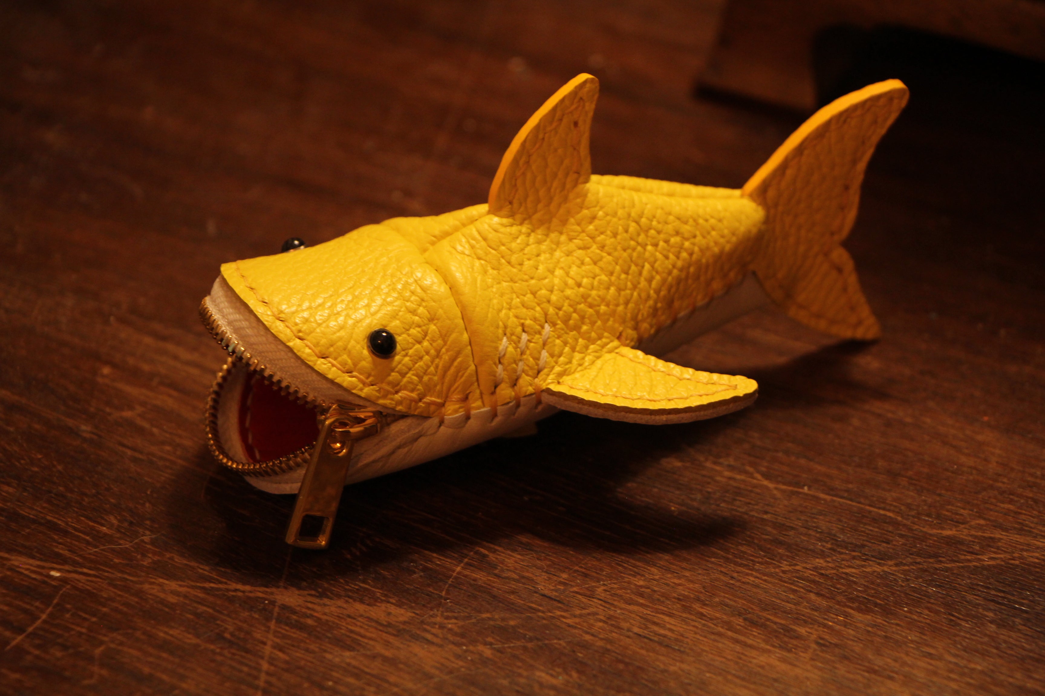 Apr 3 22:00 EDT Opens again | Handmade Leather Shark Coin Purse | Made-to-order 4-6 weeks lead time to ship from Canada