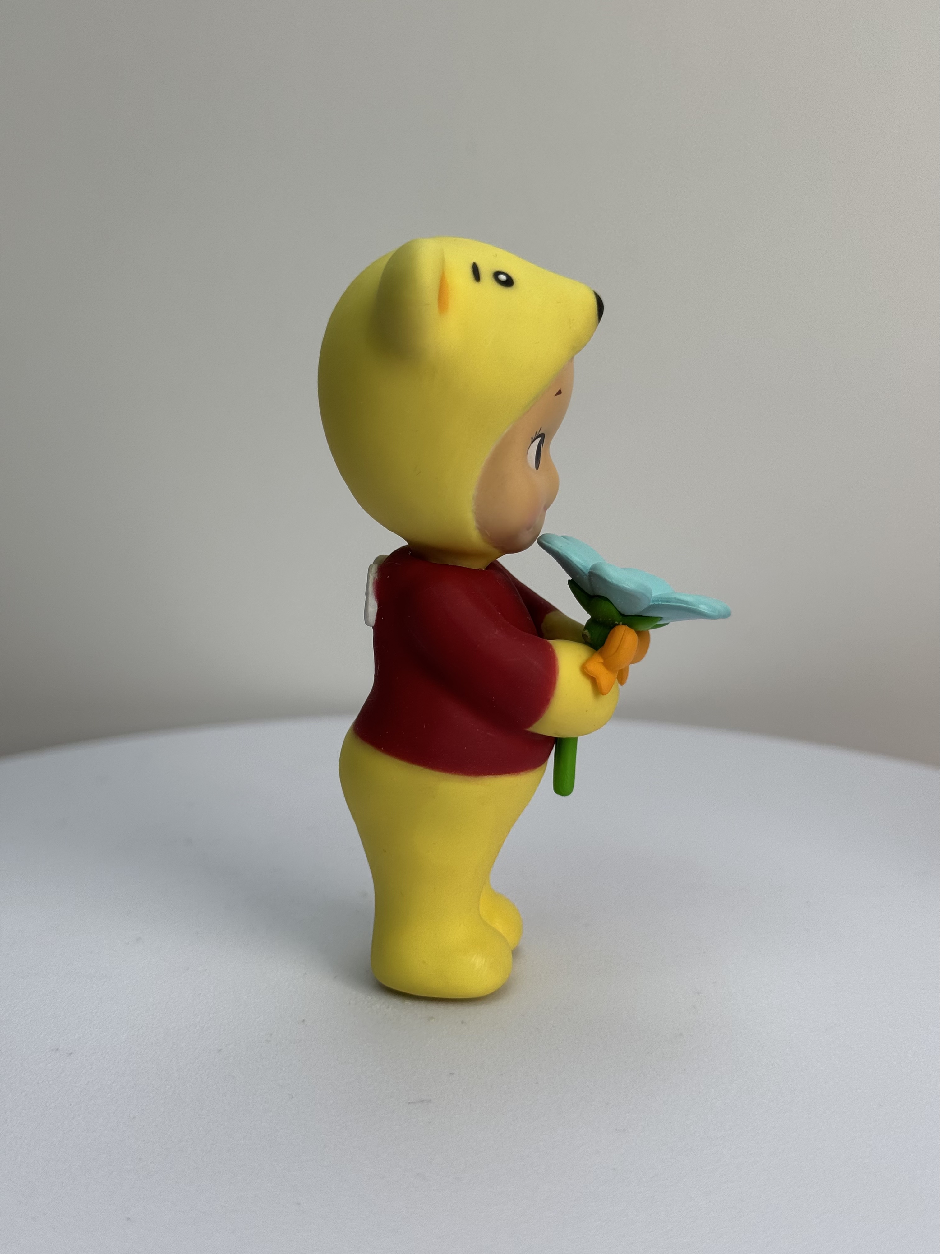 Winnie the Pooh X sonny angel  custom (flower gift version ) -preorder  2-3 weeks
