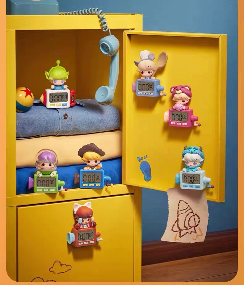 DIM00 WORLD x PIXAR Series-Timer Fridge Magnet Blind Box