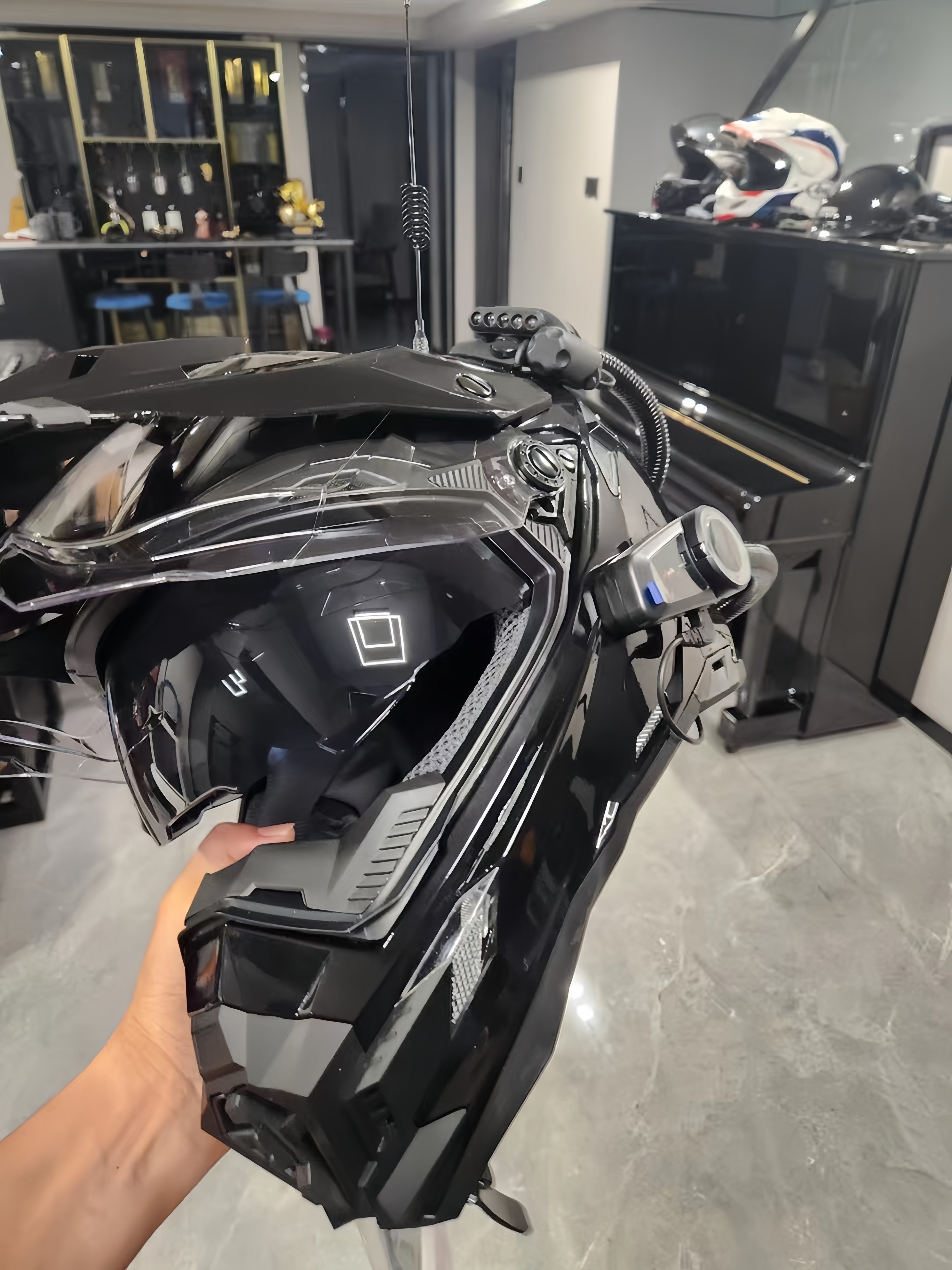 K Series - Customized motorcycle helmet
