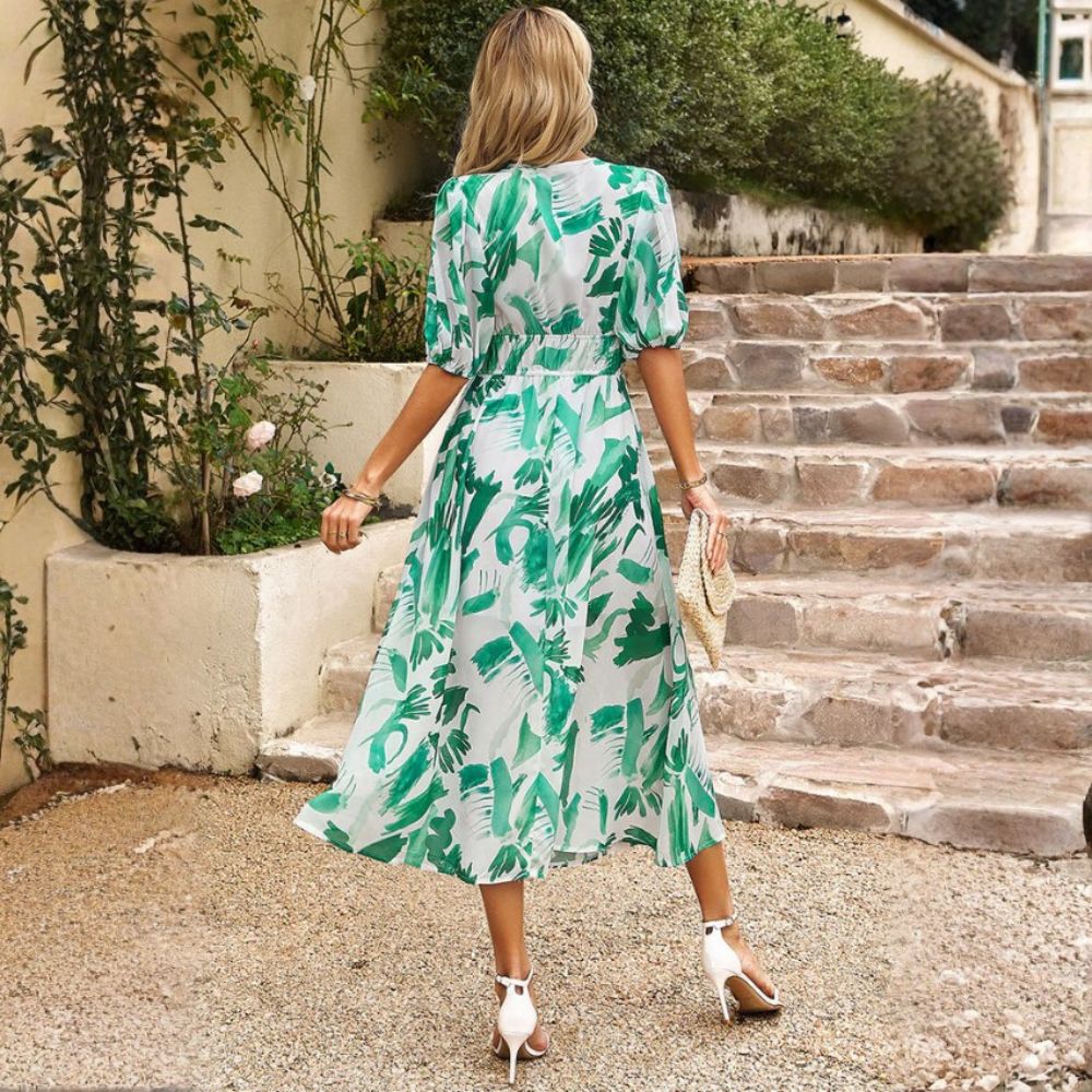 LYDIA | FLATTERING FLORAL MIDI DRESS