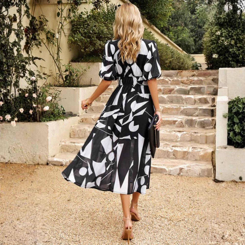 LYDIA | FLATTERING FLORAL MIDI DRESS