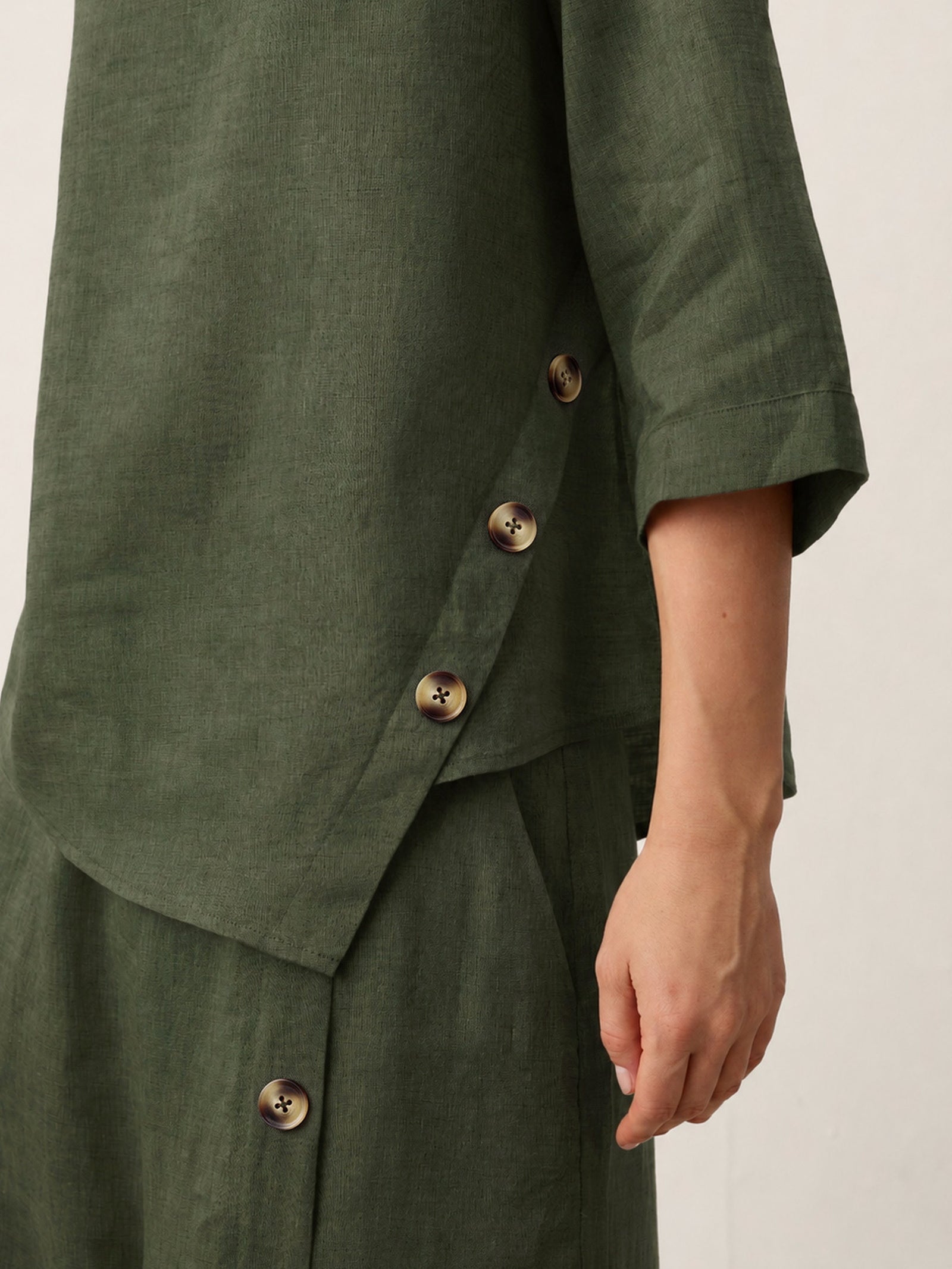 Casual two-piece set: linen cotton top and trousers – create a stylish look in 5 seconds