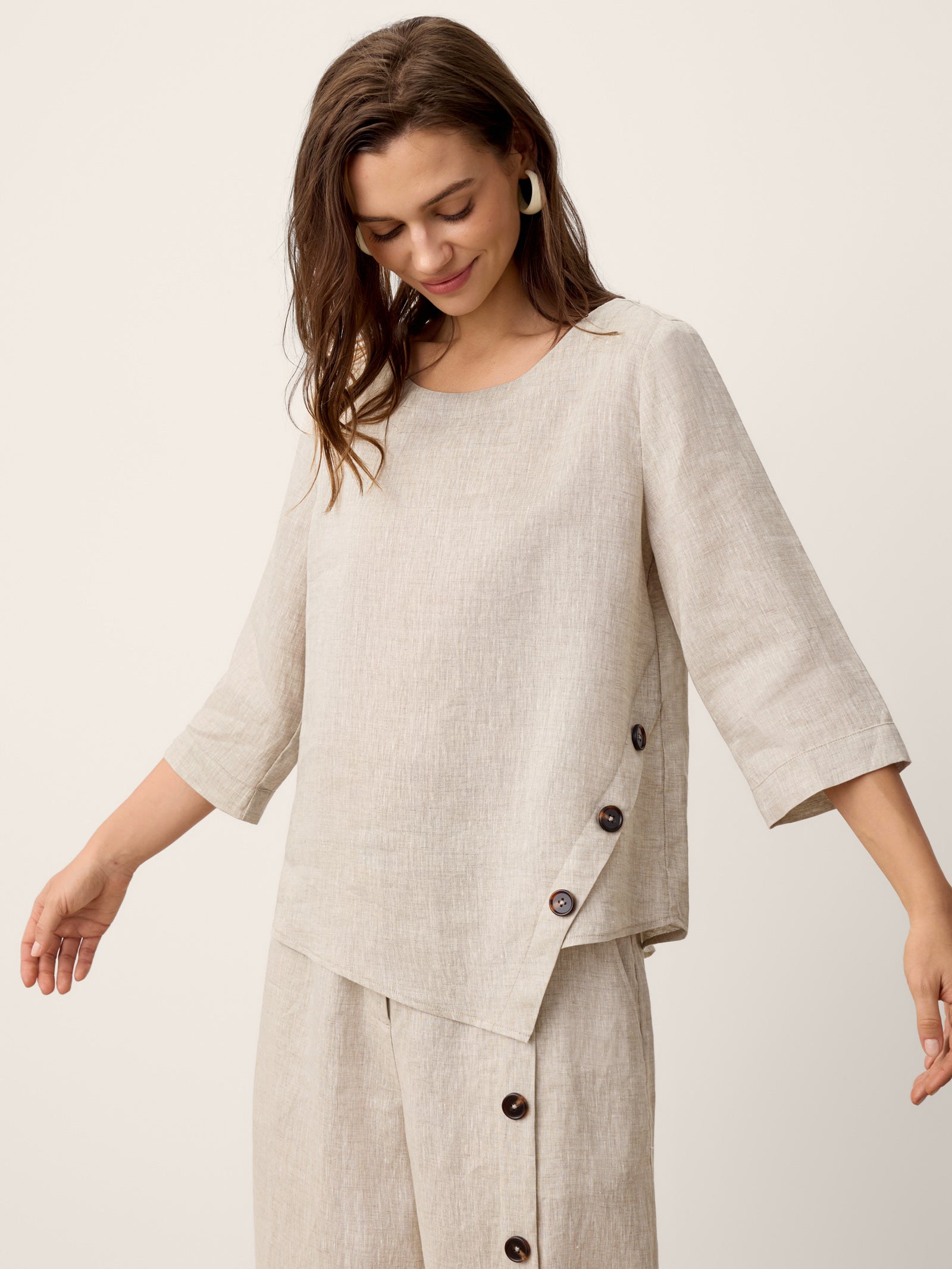 Casual two-piece set: linen cotton top and trousers – create a stylish look in 5 seconds