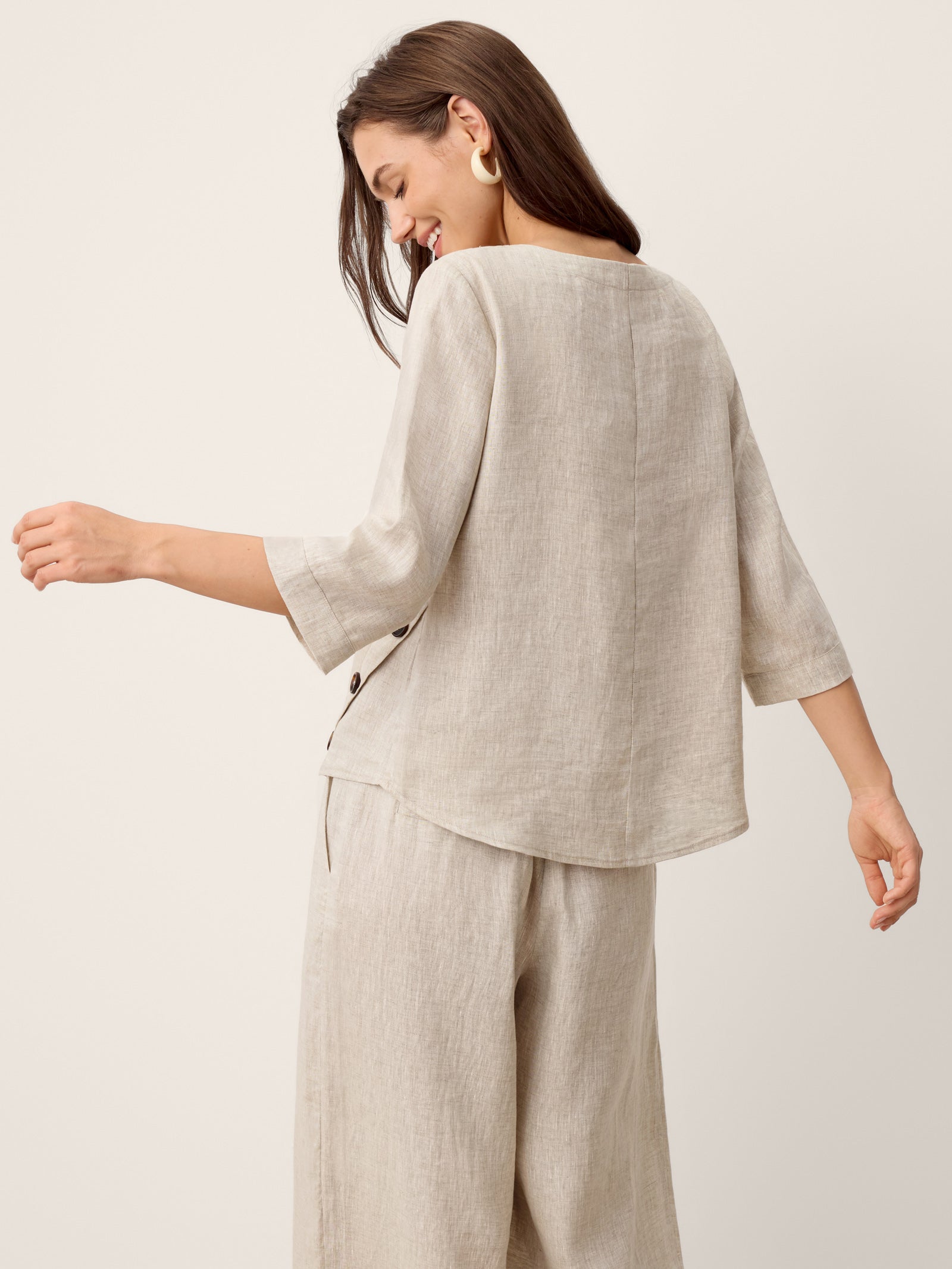 Casual two-piece set: linen cotton top and trousers – create a stylish look in 5 seconds