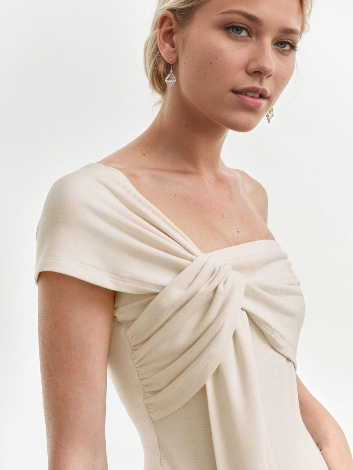 Women’s Summer Cool Elegant Chic Style T-Shirt – Off-Shoulder Sexy Sleeveless Top