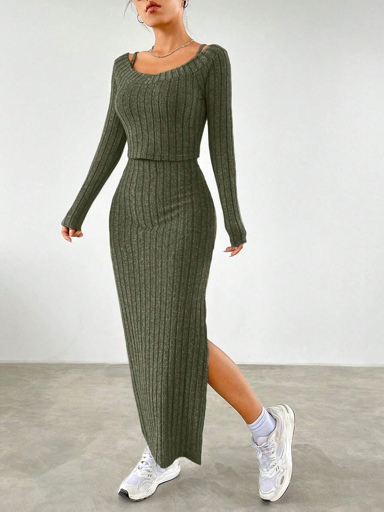 Women’s Minimalist Elegant Fashion Set – Spring/Summer Commuter Style Camisole Dress Two-Piece Set