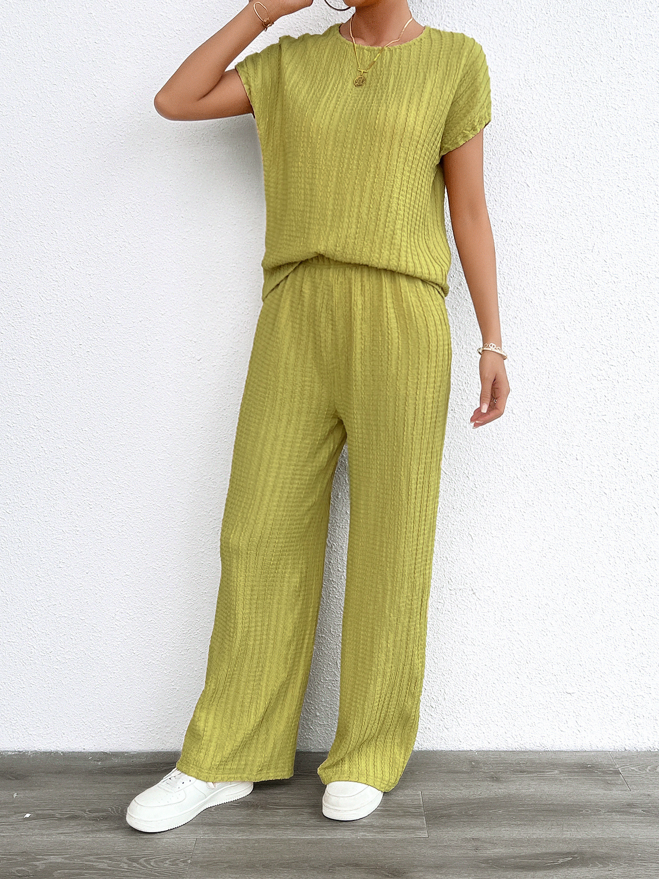 Women’s Summer Casual Fashion Two-Piece Set – Bestseller Ribbed Long Pants Lounge Set with Thousand-Leaf Pleat