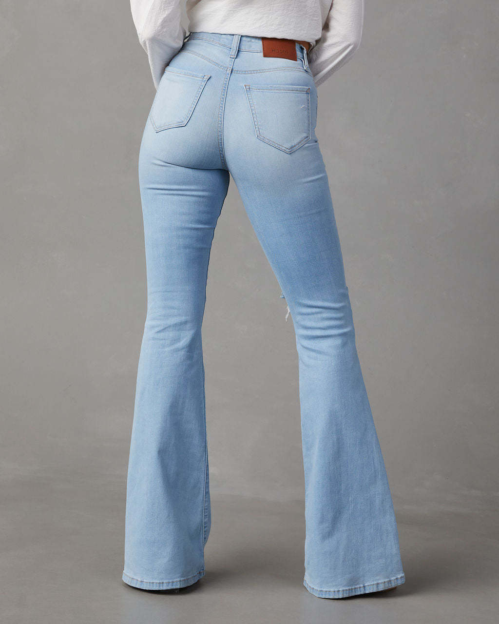 Women’s High-Waist Washed Ripped Wide-Leg Long Jeans – Spring/Summer Elegant Denim Pants